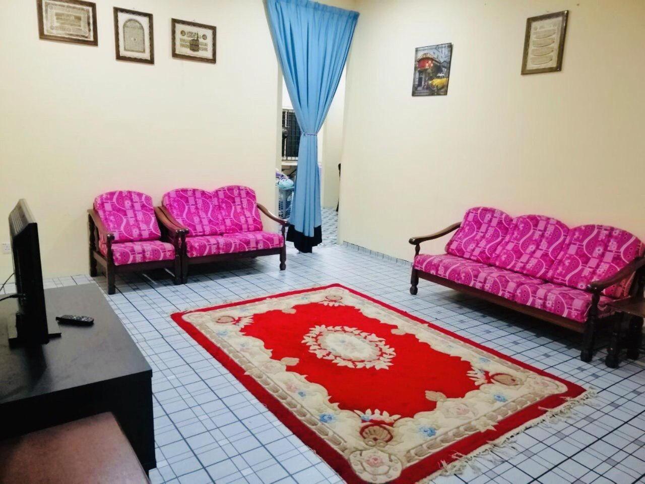 Homestay Bandar Pekan - Musleem Preferred Εξωτερικό φωτογραφία